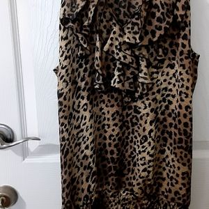 Leopard sleeveless blouse